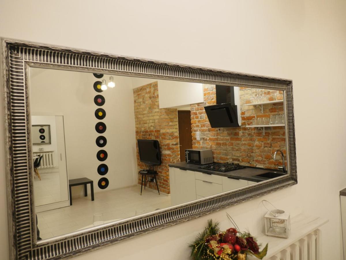 Art Vinyl Loft Apartment Bialystok Bagian luar foto